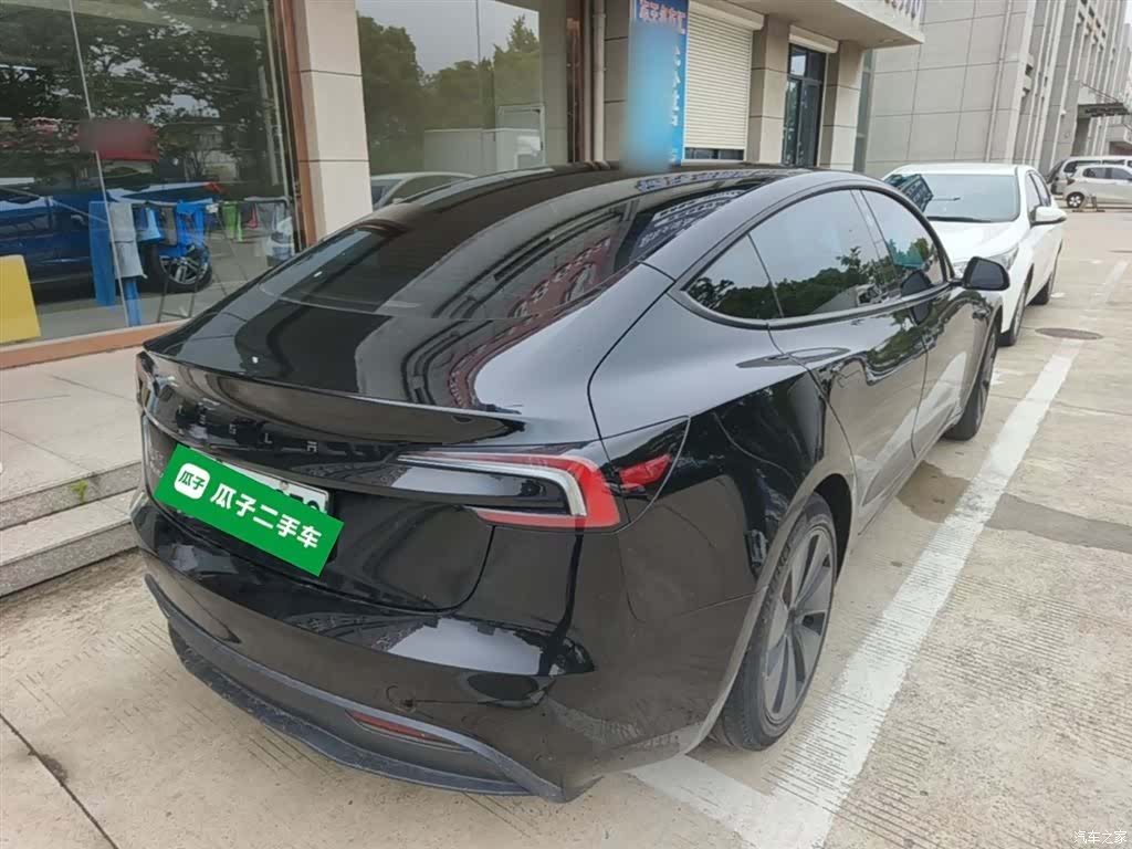 Tesla Model 3, 2023 7