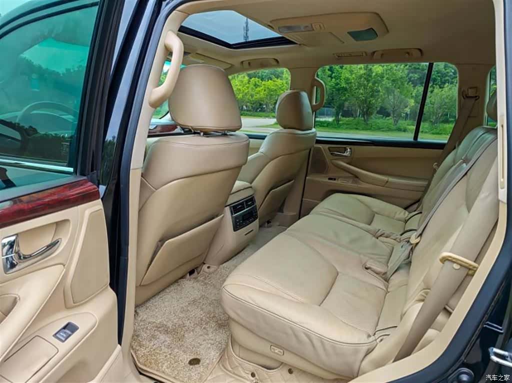Lexus LX, 2008 11