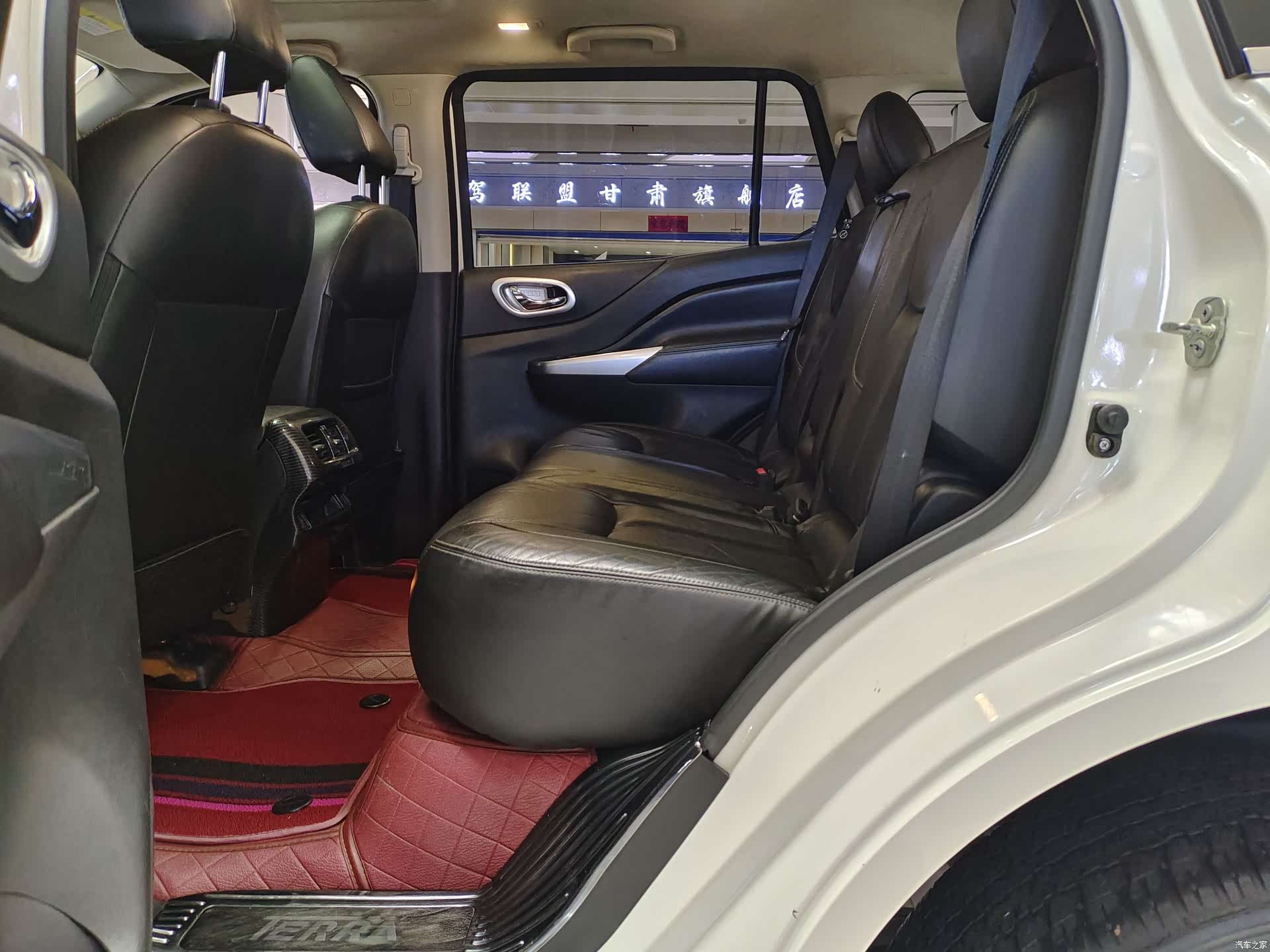 Nissan Terra, 2019 12