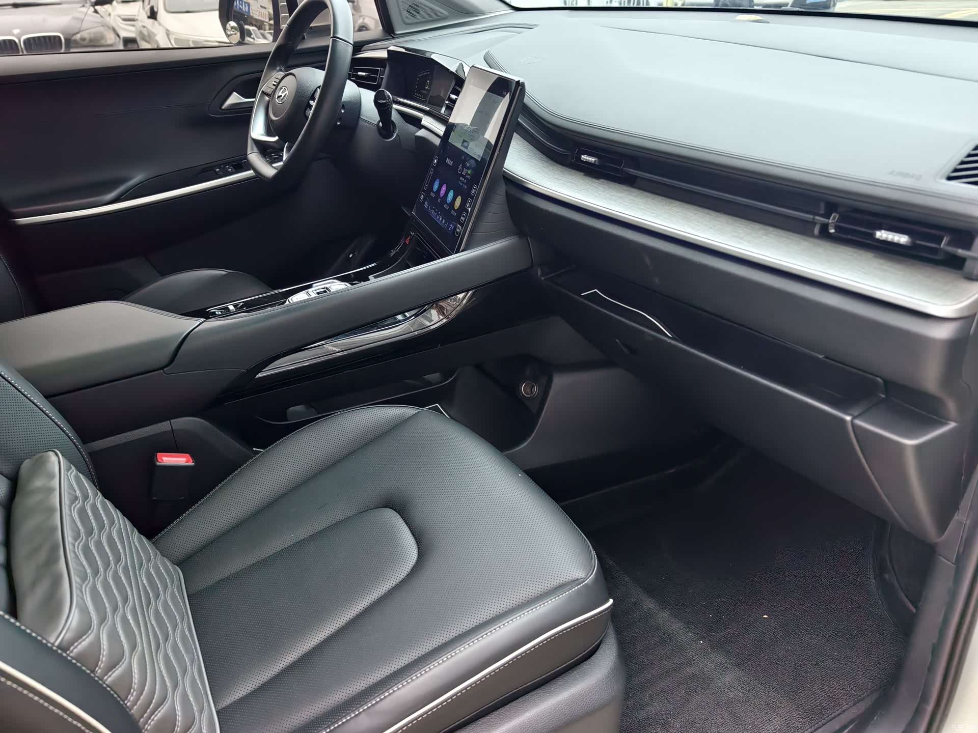 Hyundai Custo, 2023 8