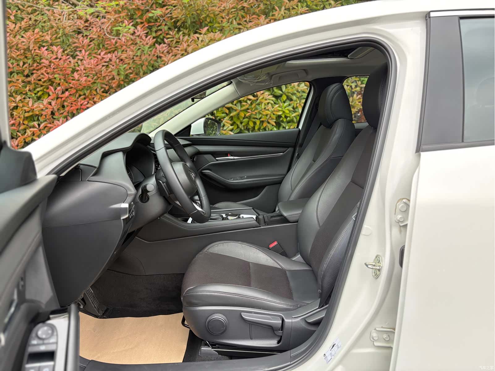 Mazda Mazda3, 2024 9