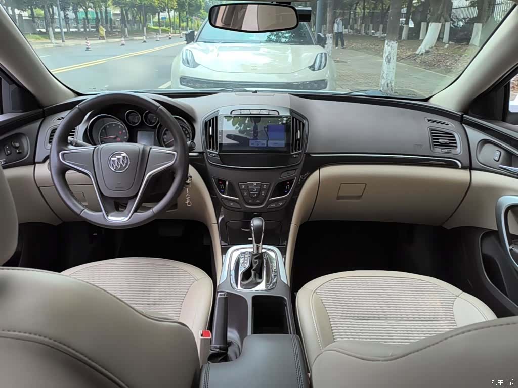 Buick Regal, 2015 10