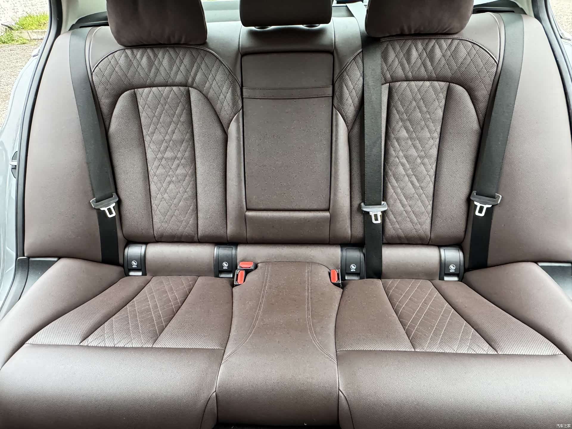 BMW i3, 2023 13