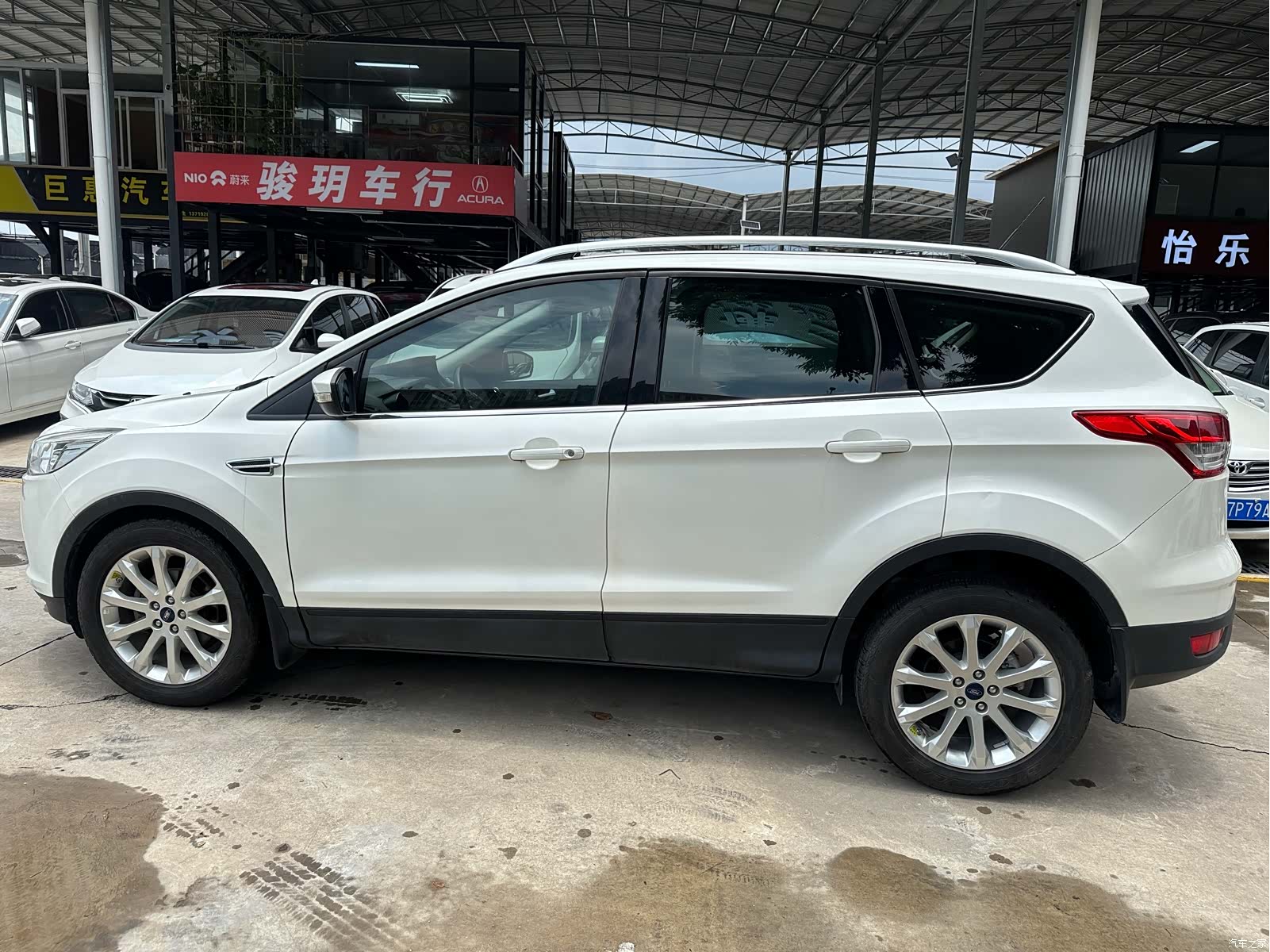 Ford Kuga, 2015 14