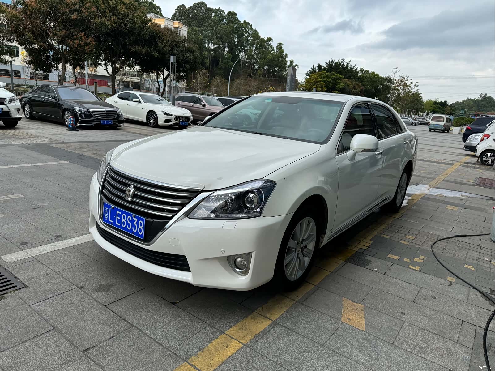 Toyota Crown, 2015 10