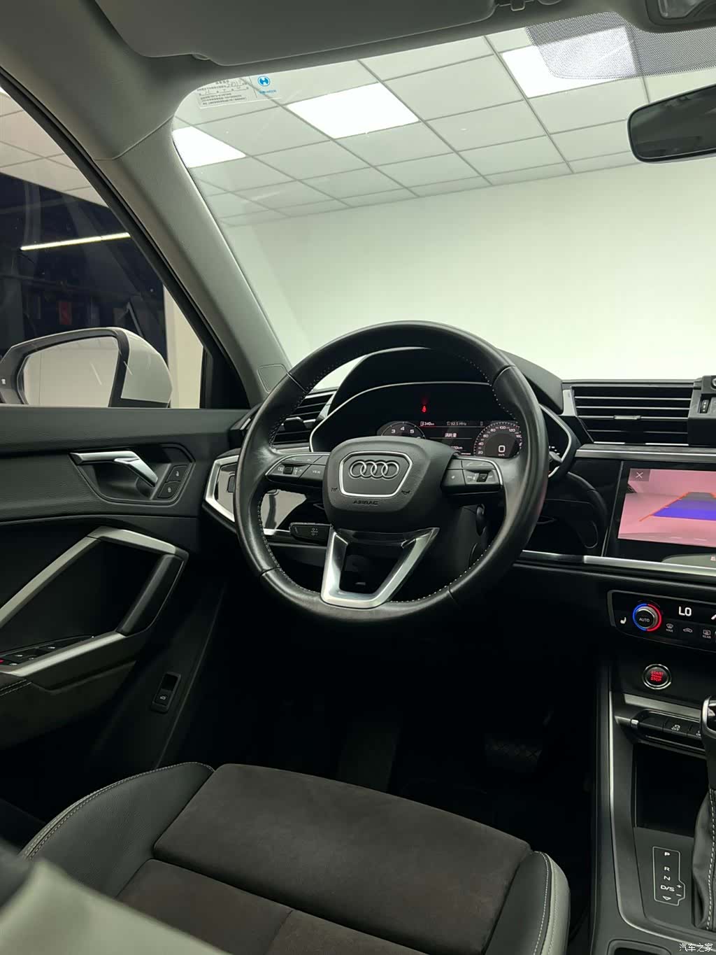 Audi Q3, 2022 21