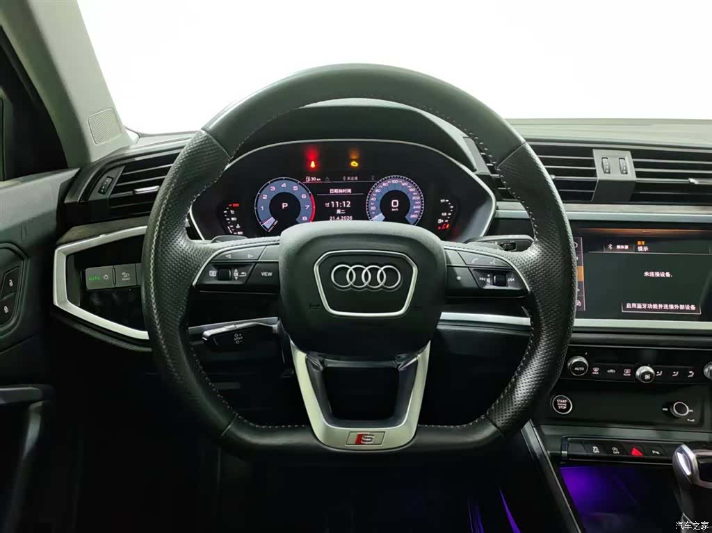 Audi Q3, 2021 11