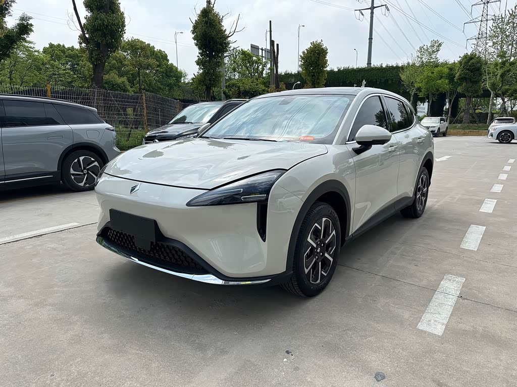 Baojun E6