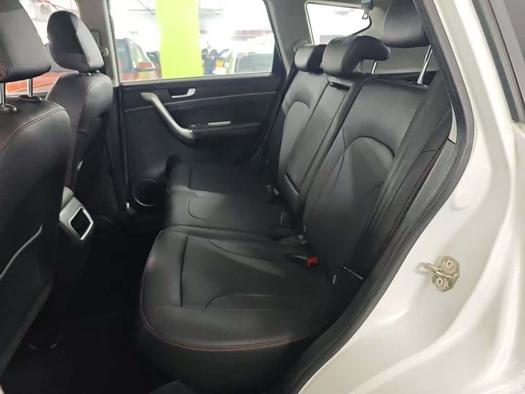 Haval M6, 2017 17