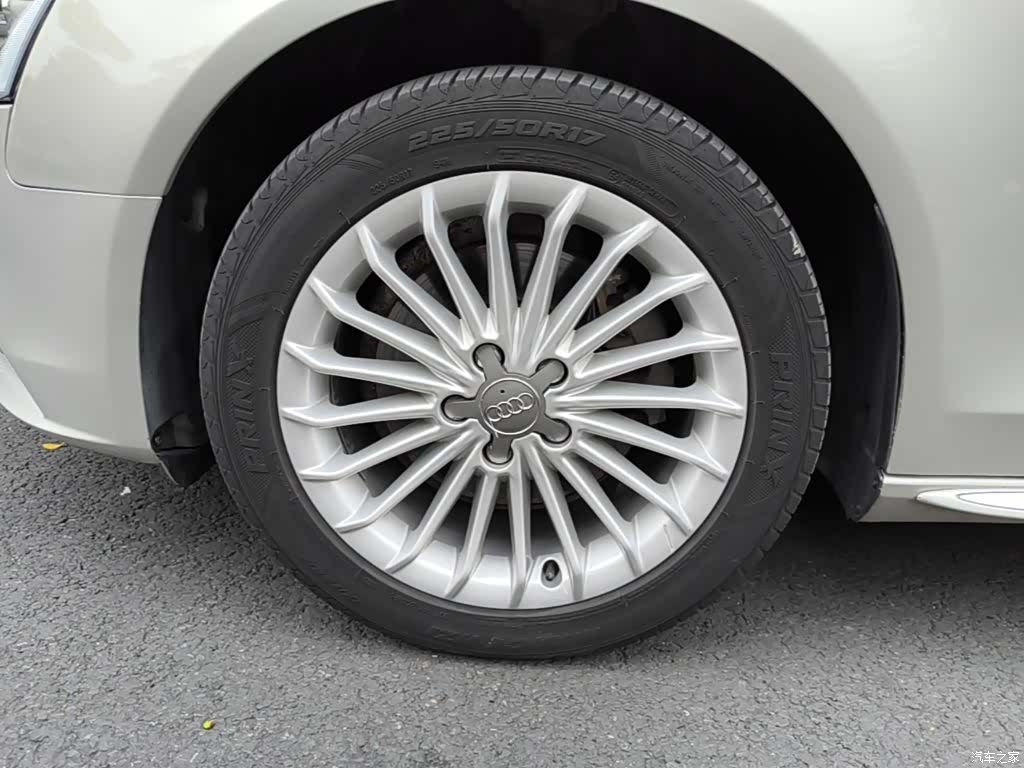 Audi A4L, 2016 23
