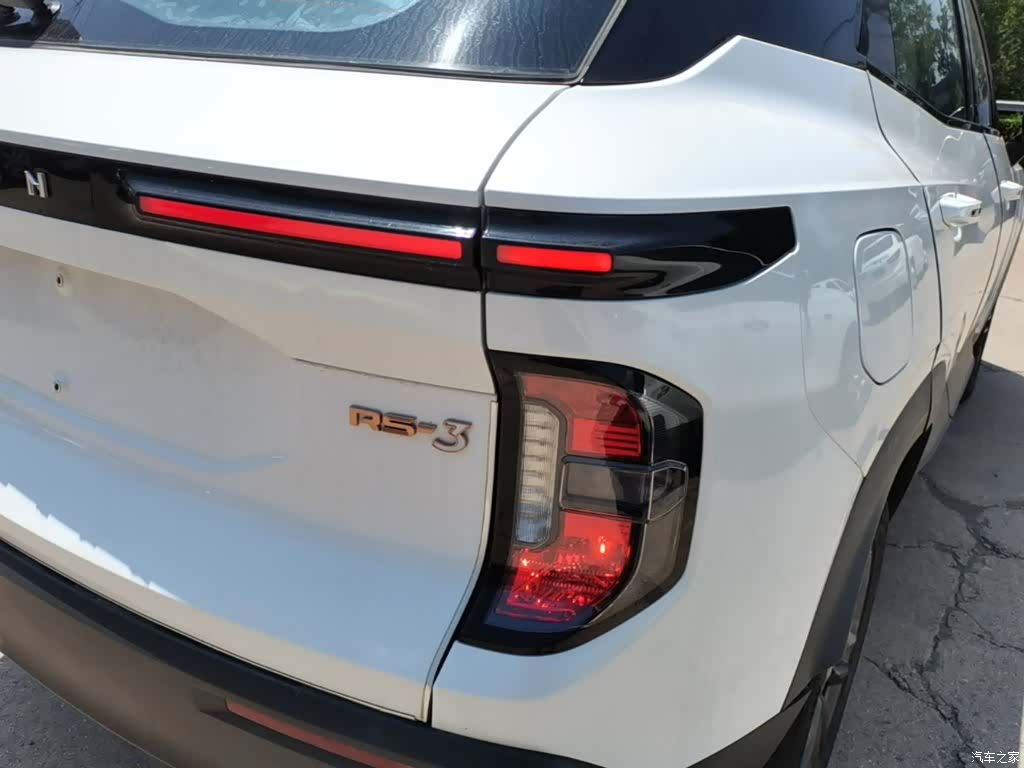 Wuling RS-3, 2020 8