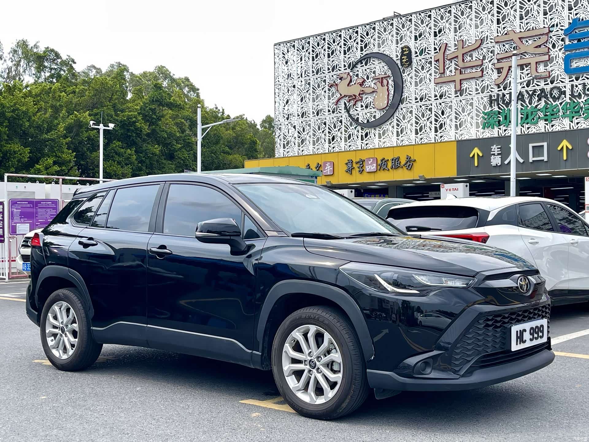 Toyota Frontlander, 2023 3