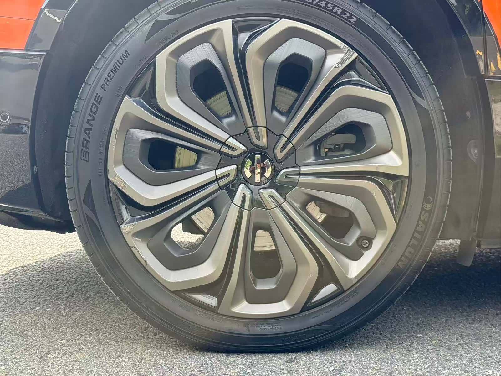 HiPhi X, 2021 19