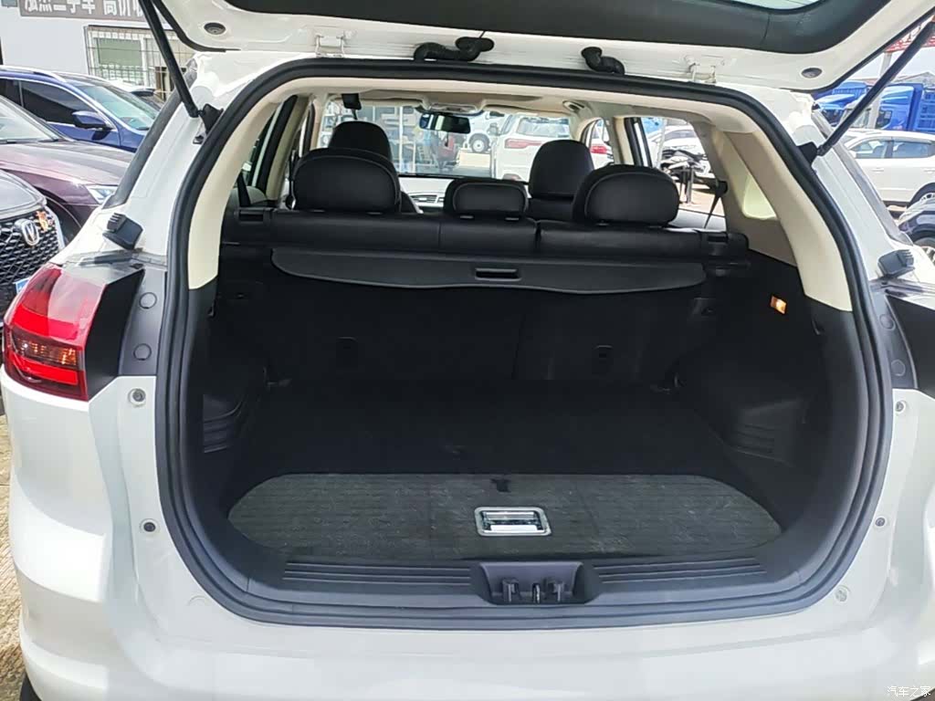Geely Boyue, 2019 19
