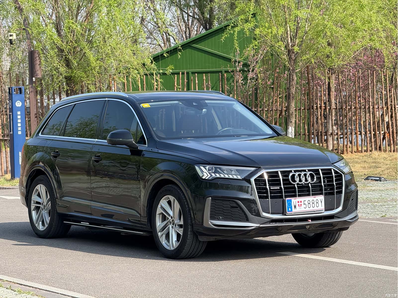 Audi Q7, 2022 3