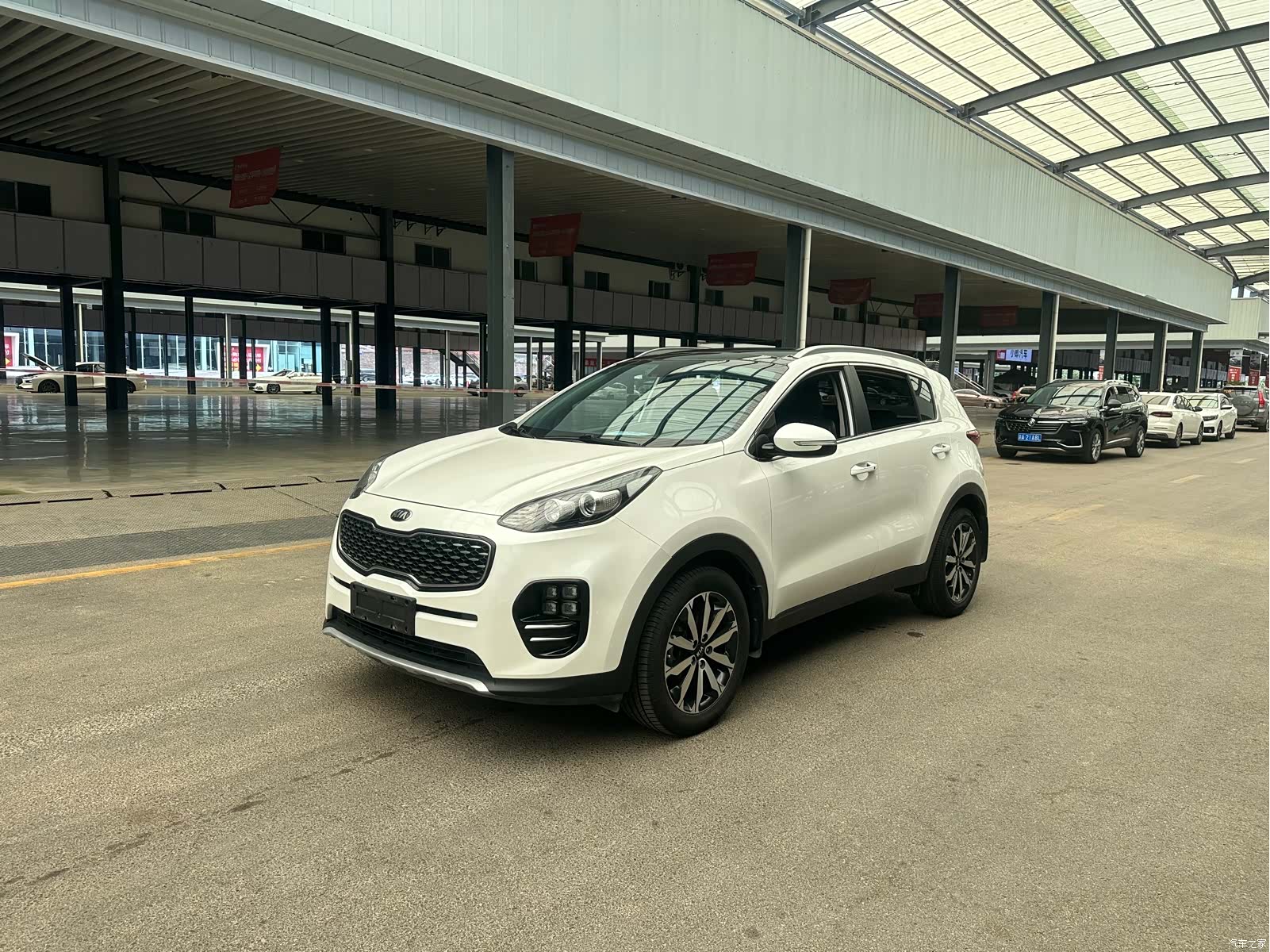 Kia KX5, 2017 1