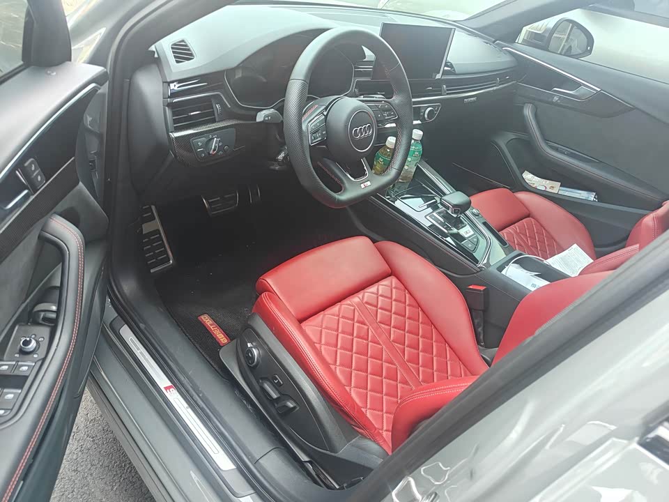 Audi S4 Audi S4