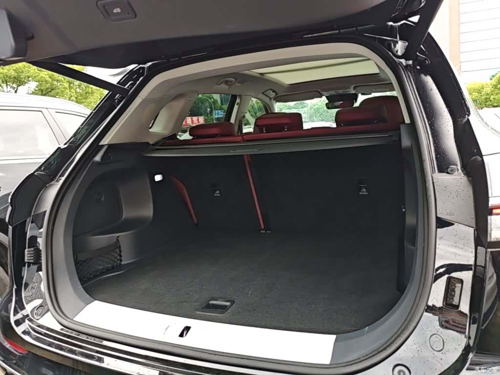 Hongqi HS5, 2024 19