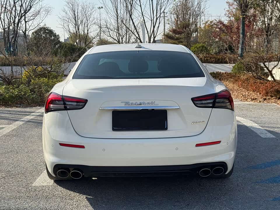 Maserati Ghibli