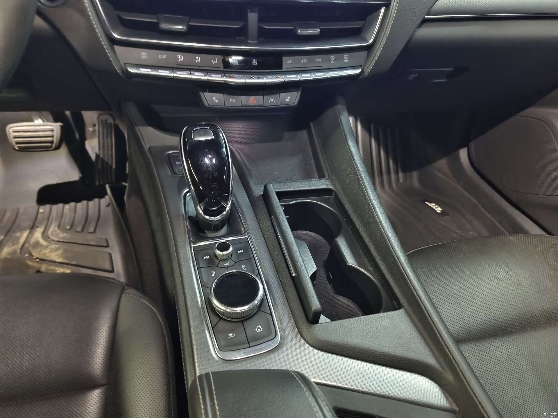Cadillac CT5, 2022 11