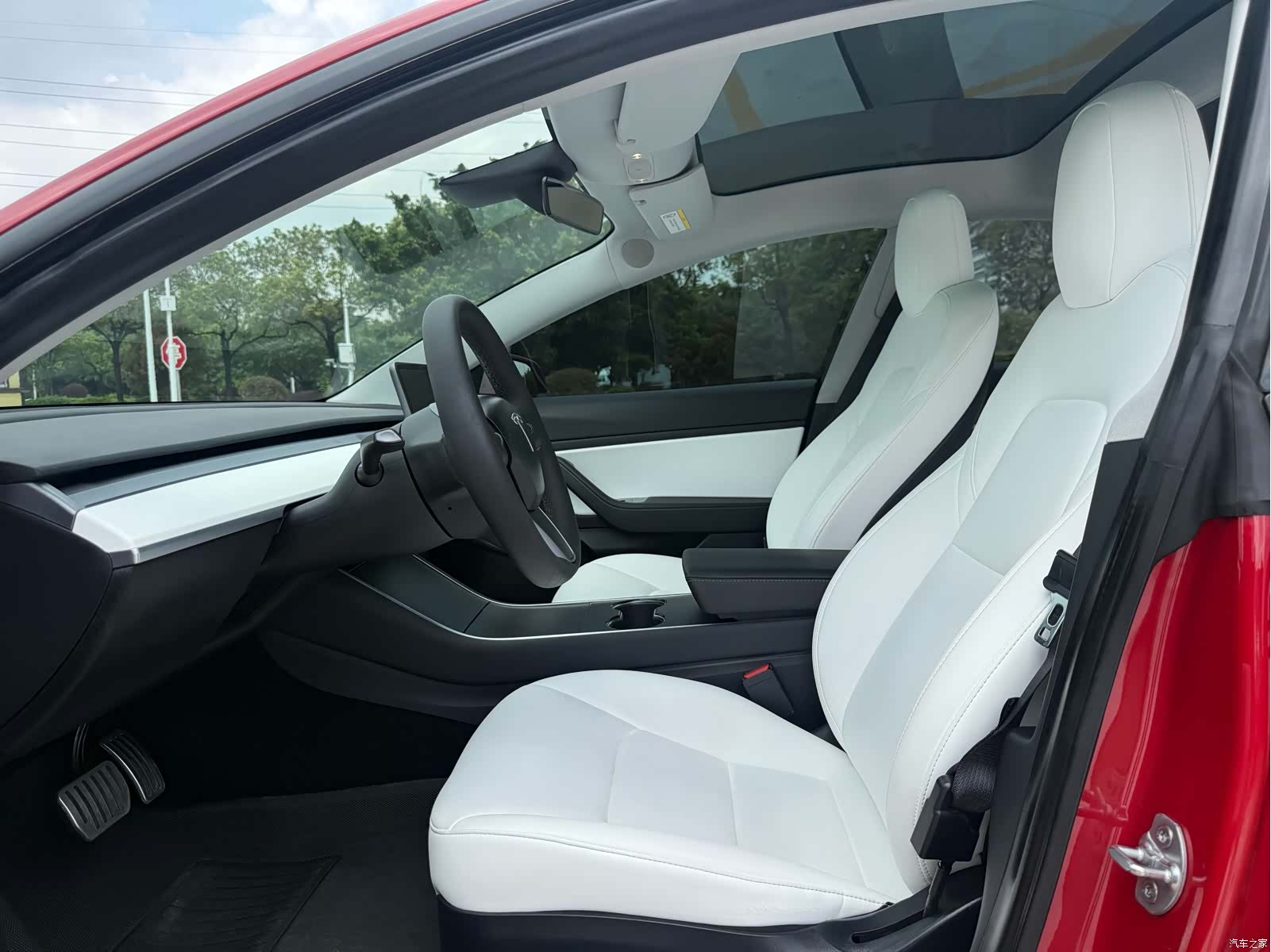 Tesla Model 3, 2020 4