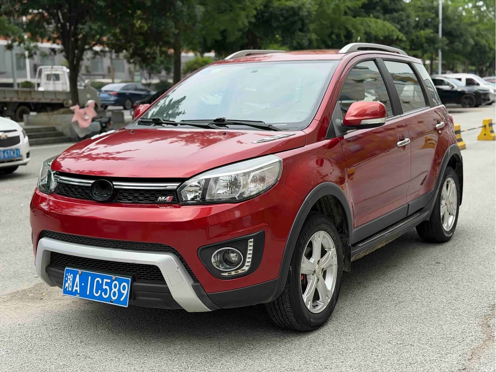 Great Wall M4, 2014 1