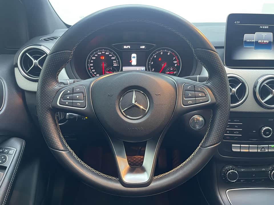 Mercedes-Benz Class B