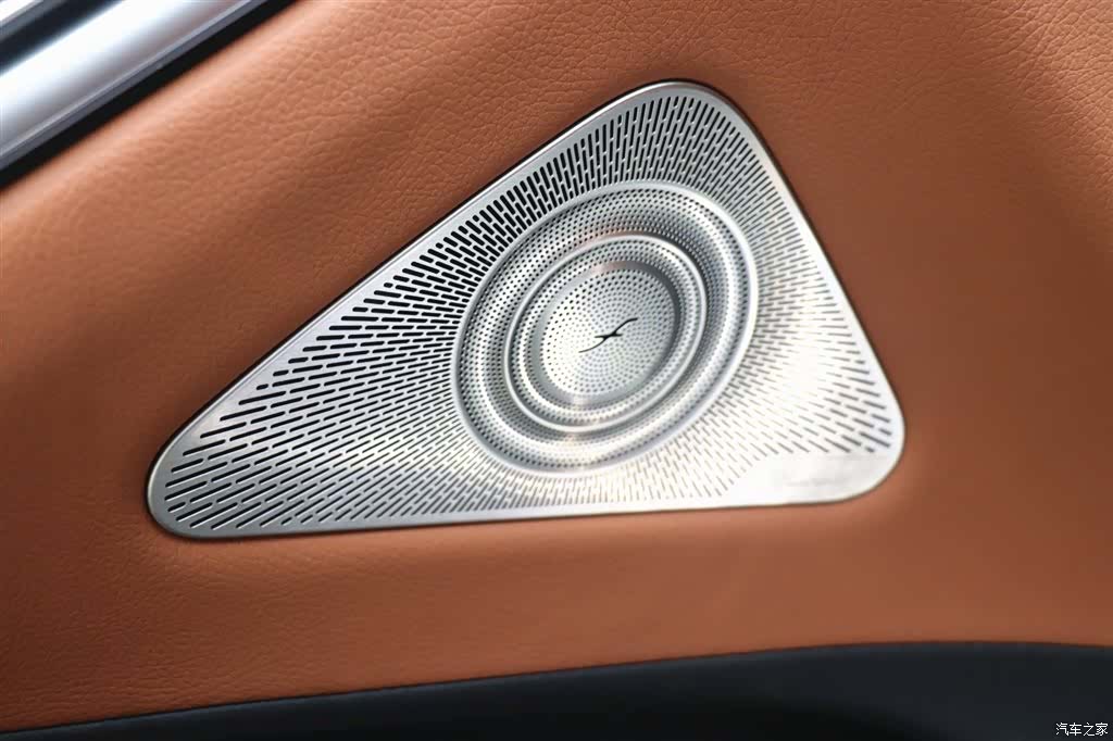 Maybach S-Class, 2023 11
