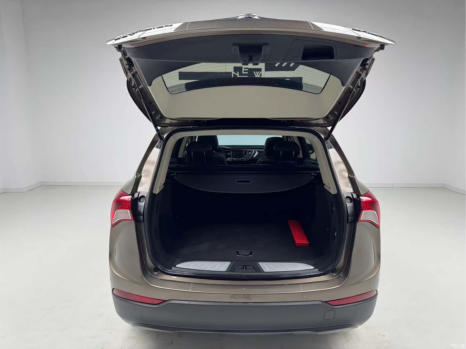 Buick Envision Plus, 2018 10