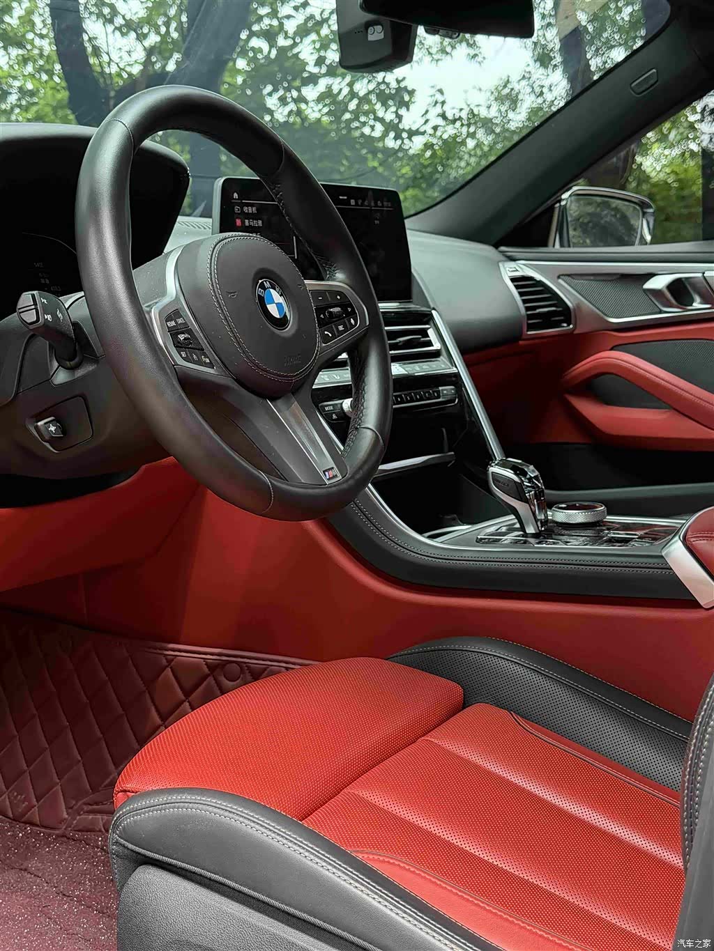 BMW 8 Series, 2024 7