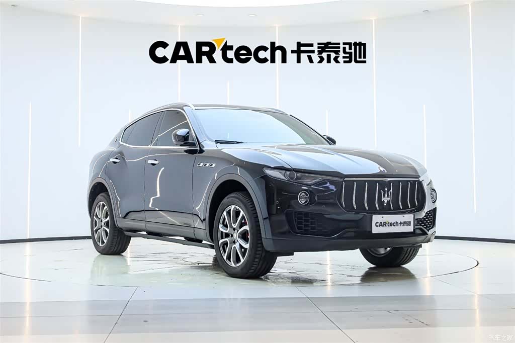 Maserati Levante, 2018 все фото
