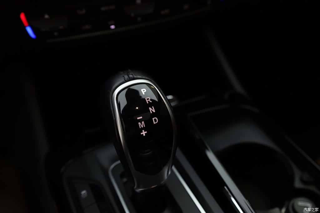 Maserati Levante, 2018 28