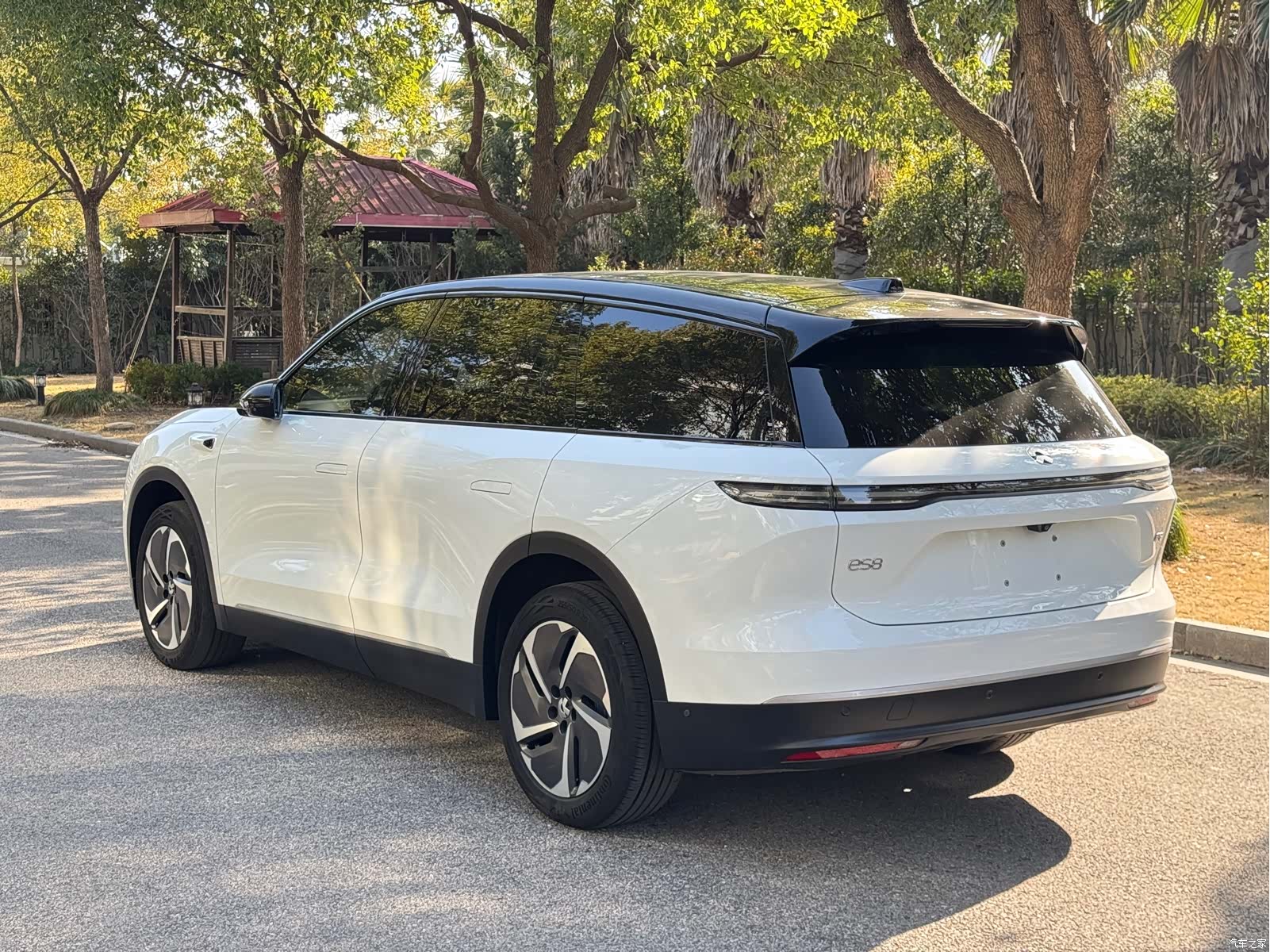 NIO ES8, 2024 4