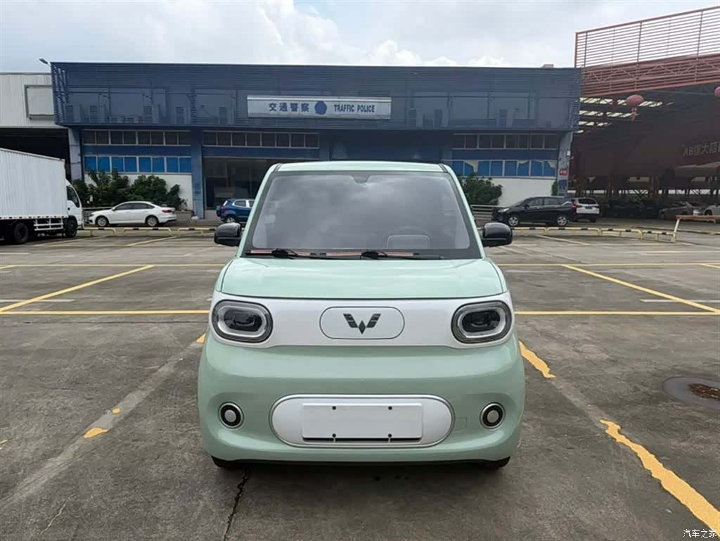 Wuling MINIEV, 2024 2