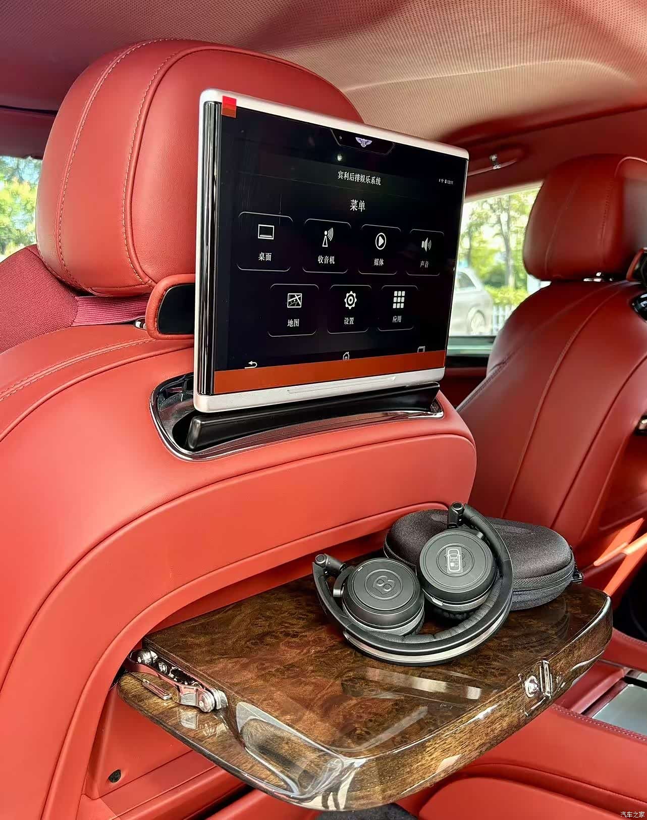 Bentley Mulsanne, 2019 19