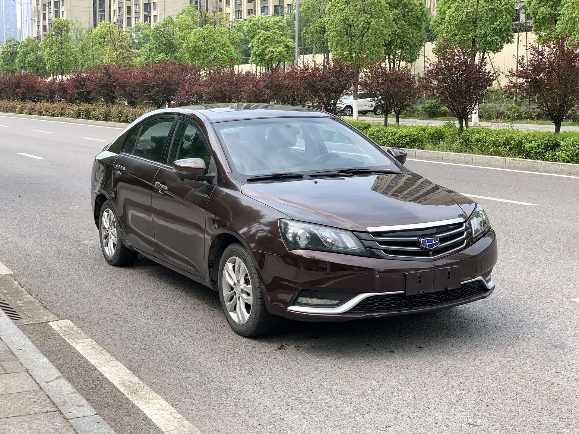 Geely Emgrand, 2016 8
