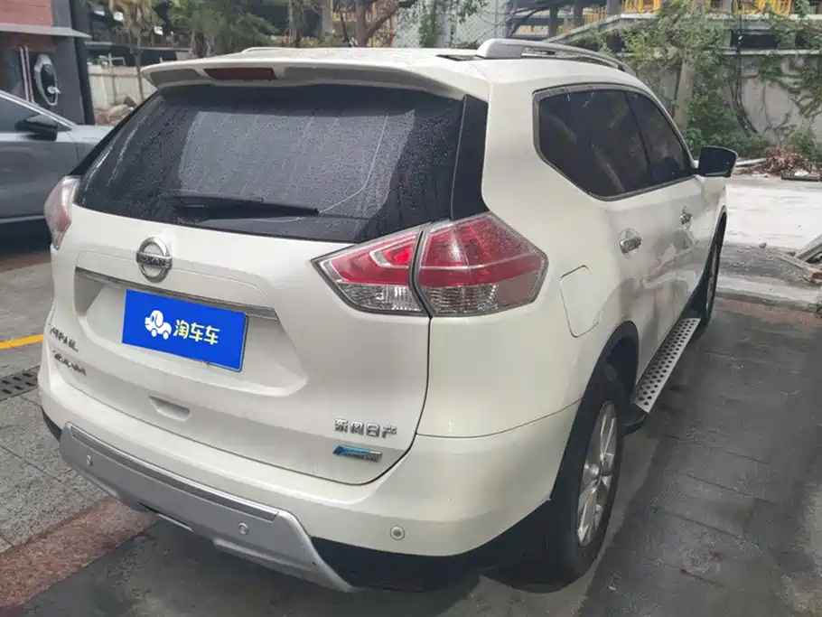 Nissan Qijun