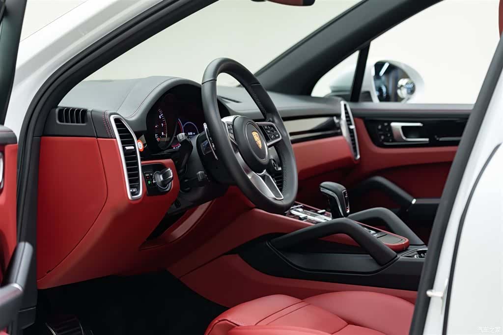 Porsche Cayenne, 2019 10