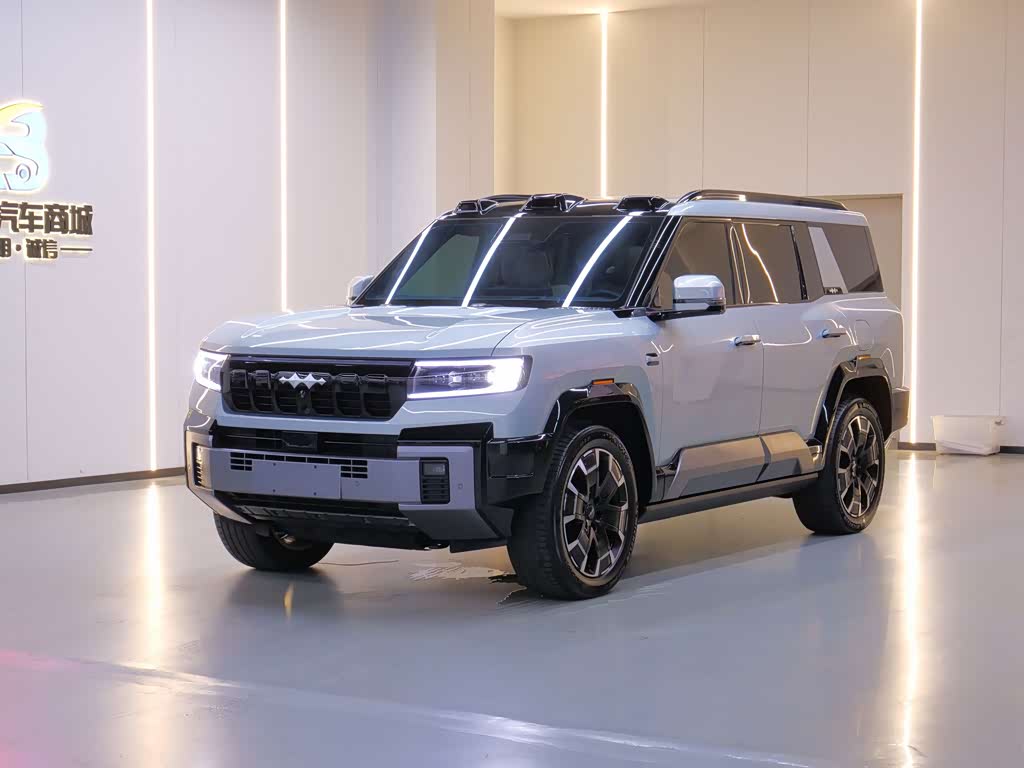 Fangchengbao Leopard 8 8 2025 Flagship 6 мест
