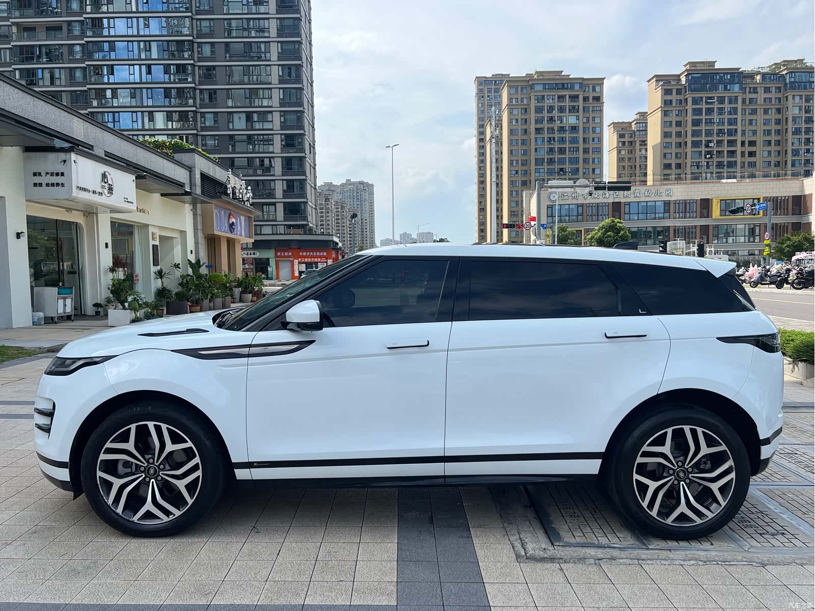 Land Rover Range Rover, 2022 все фото