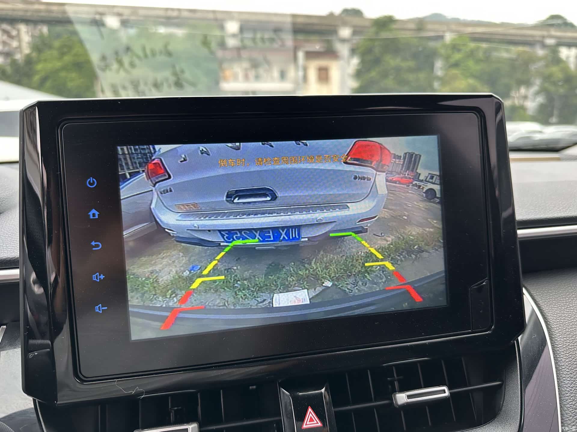 Toyota Frontlander, 2023 17