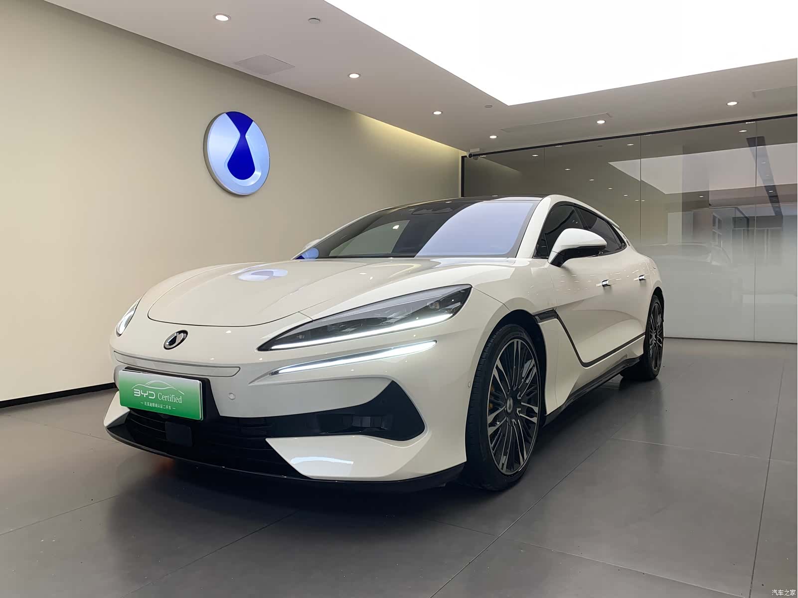 Denza Z9GT