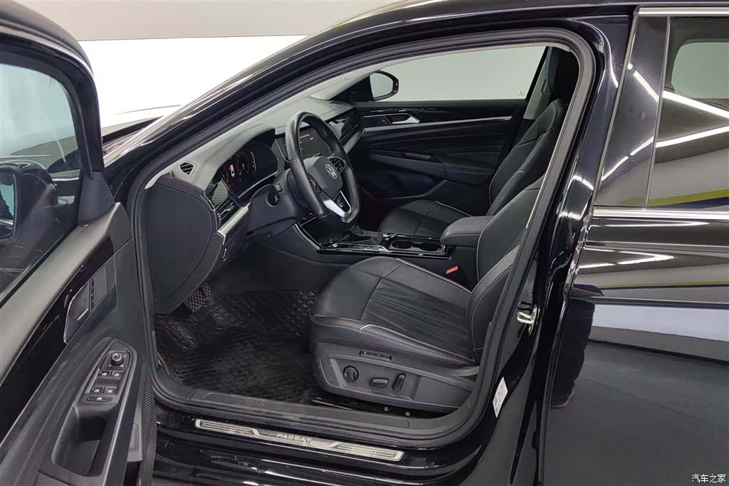 Volkswagen Passat, 2022 9