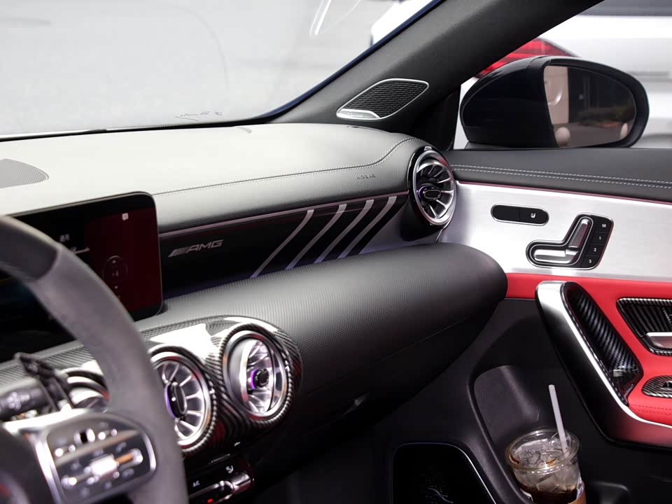 Mercedes-Benz CLA AMG