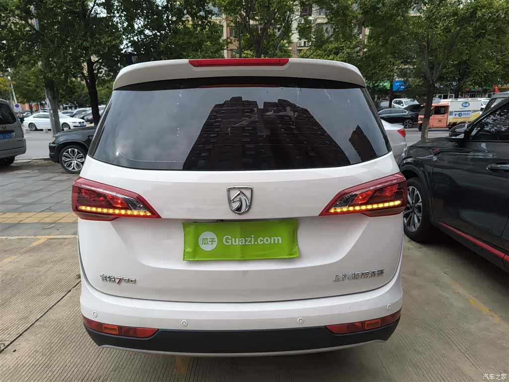 Wuling 730, 2019 6