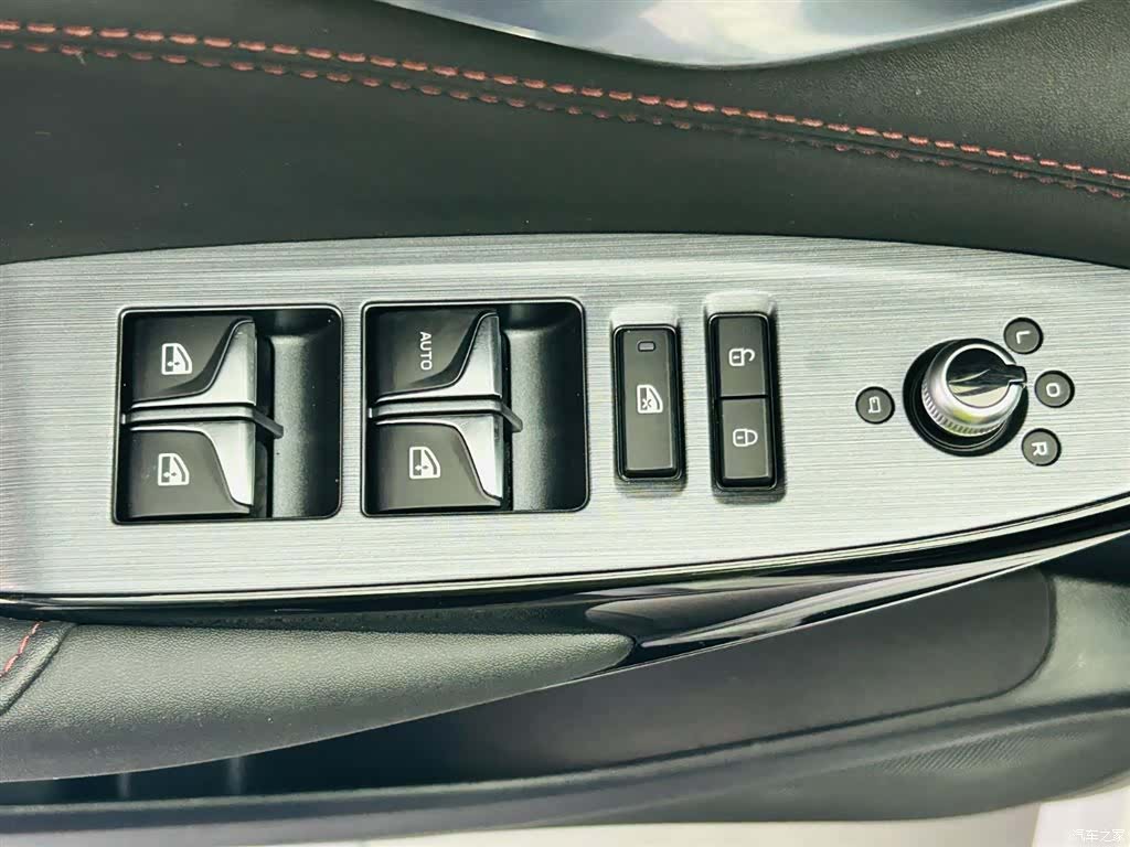Changan CS75, 2022 18