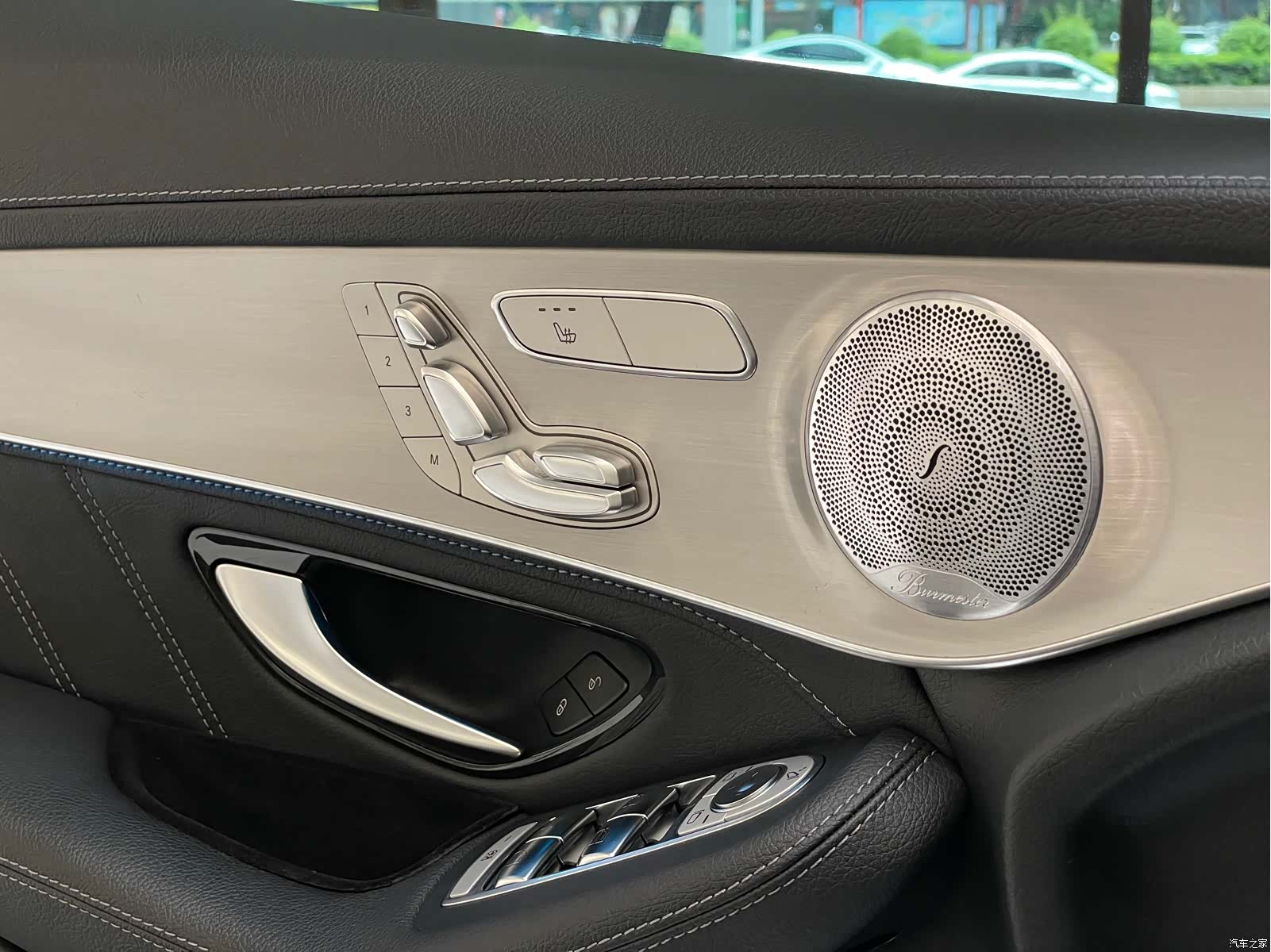 Mercedes-Benz GLC, 2020 19