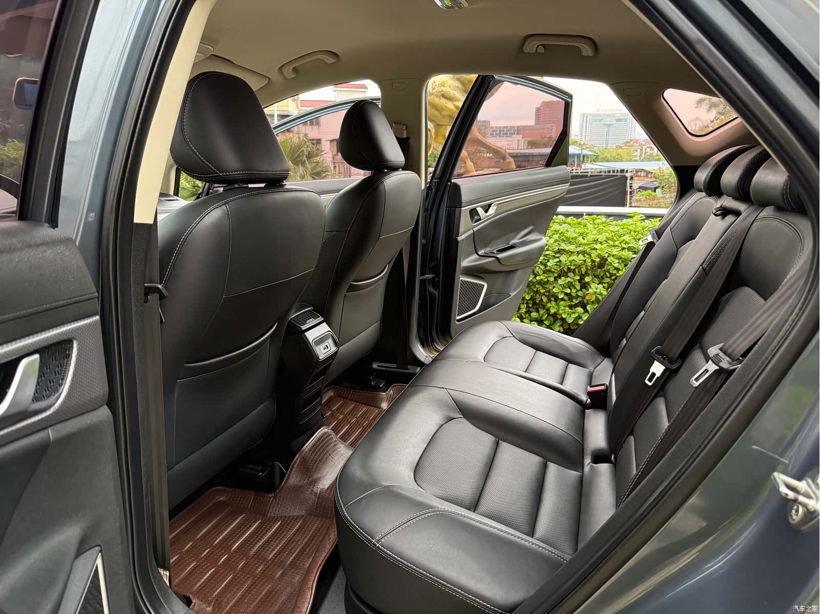 Geely Emgrand, 2018 6