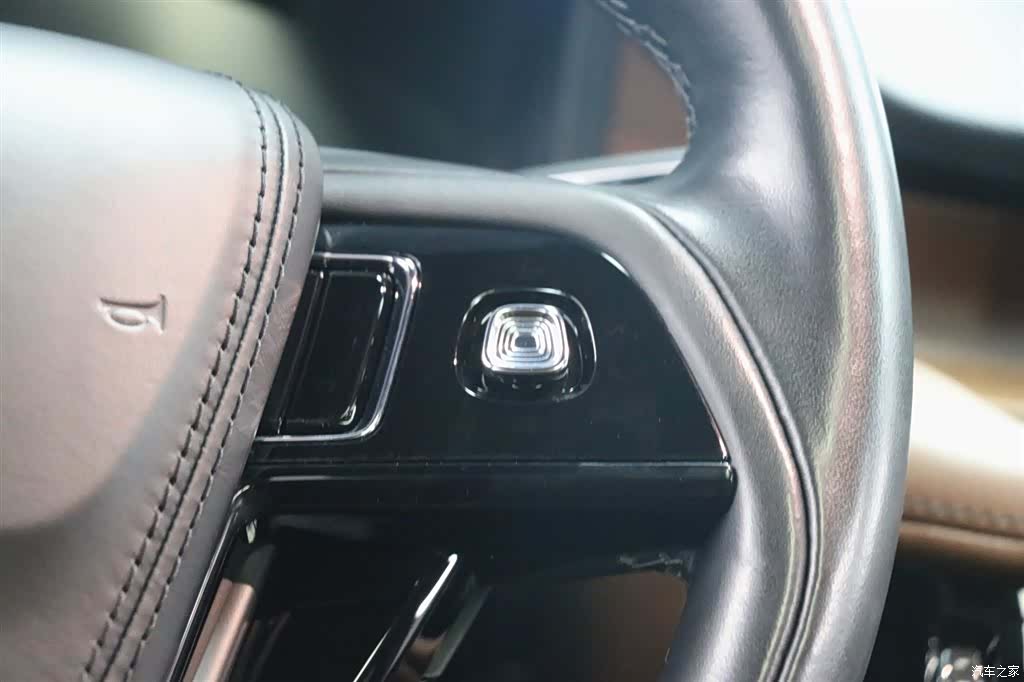 Lincoln Aviator, 2023 17