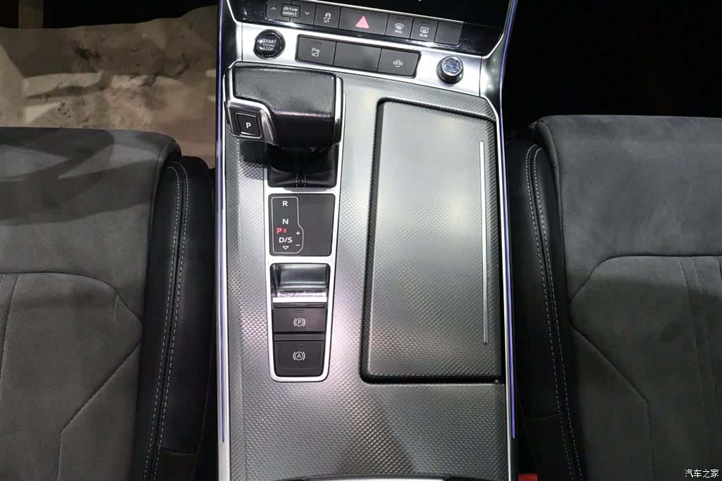 Audi A6L, 2022 12